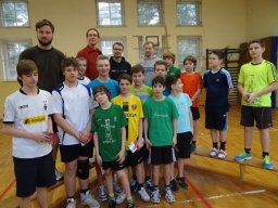 15_Gruppenfoto_mit_4_Trainern