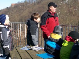 07_Hr._Kuhnert_erklaert