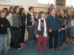 4_Uebungen_auf_dem_Gang