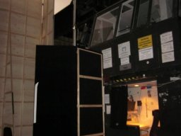 04_Hinter_den_Kulissen