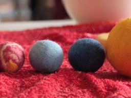 08_Viele_Filzkugeln
