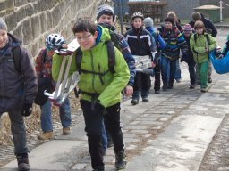 07_Langer_Weg_in_den_Wald